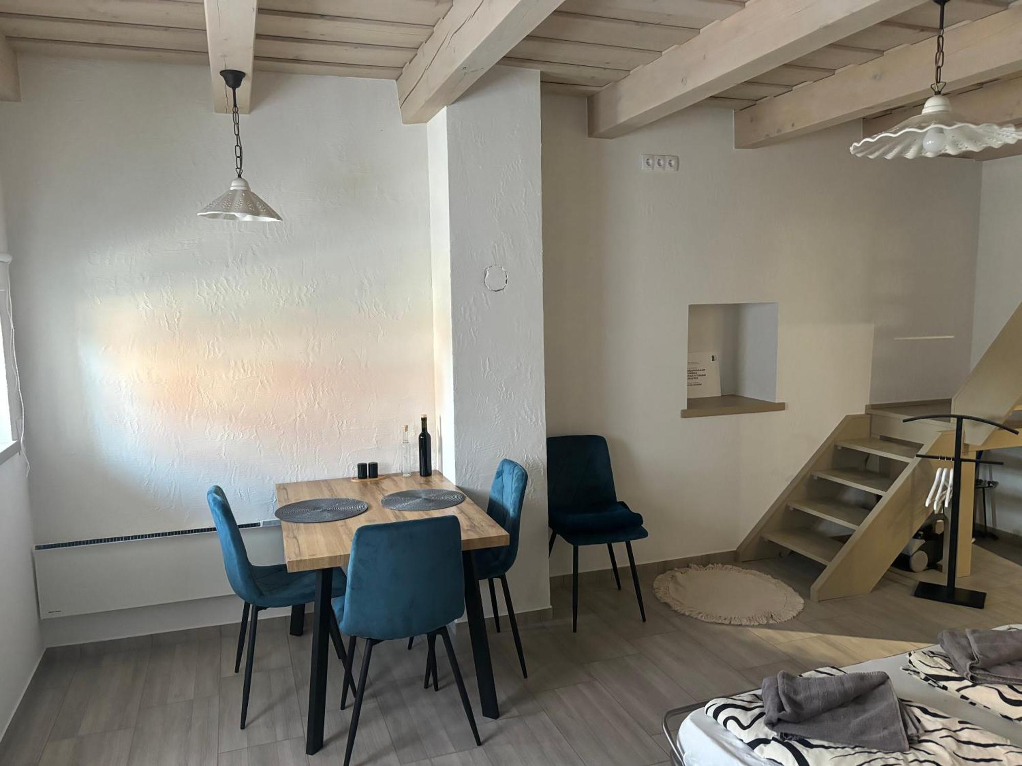 Pres-lak Apartment *